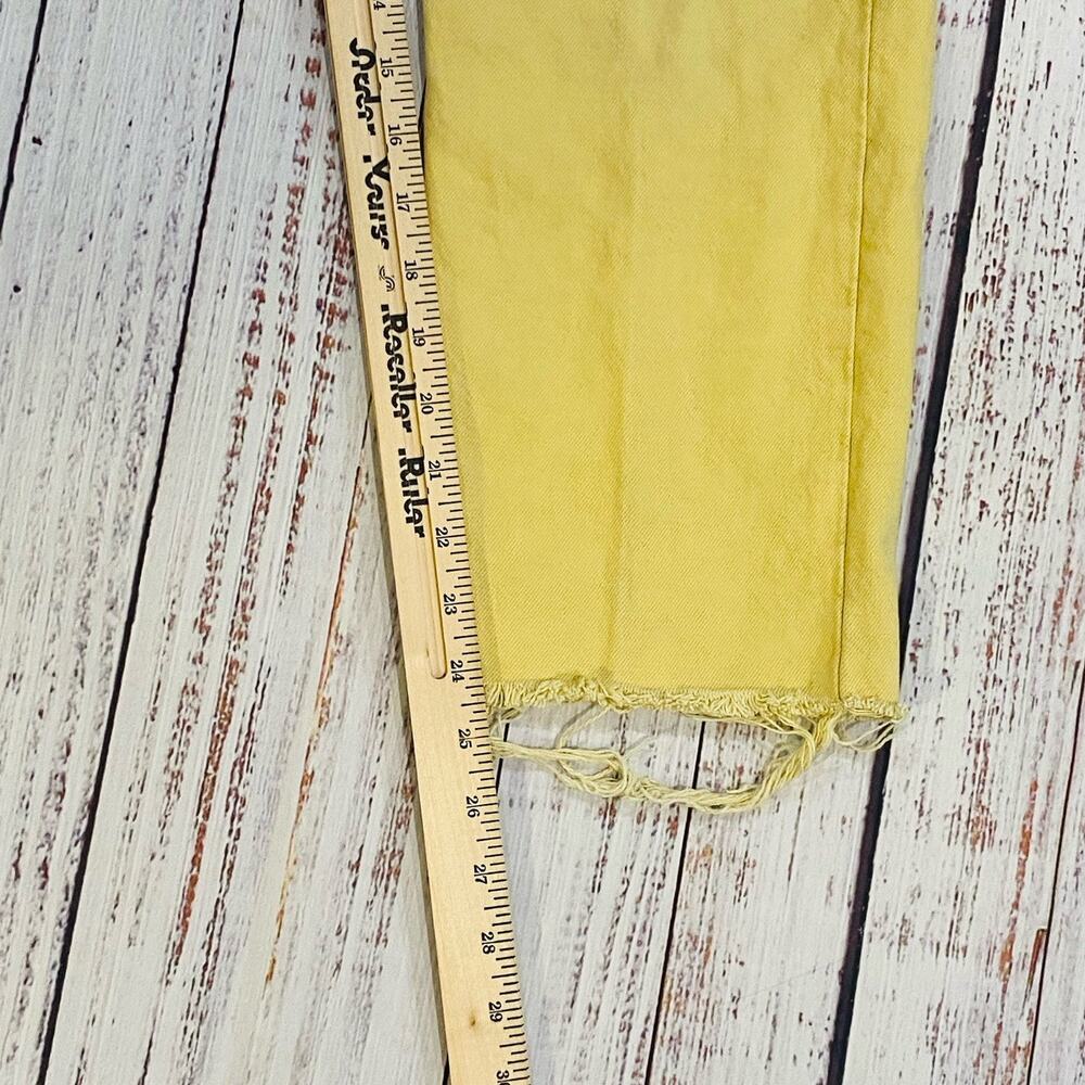 Levi’s 501 High Rise Straight Cropped Raw Hem Yellow Denim Jeans Sz W2 - Picture 9 of 9